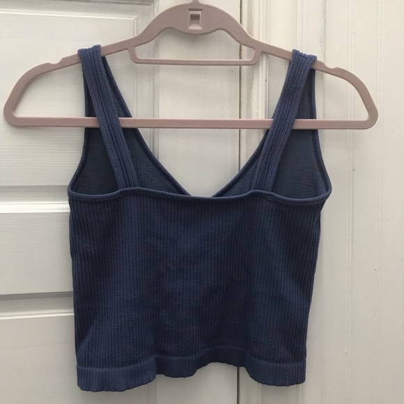 Blue tank top - Picture 2 of 2